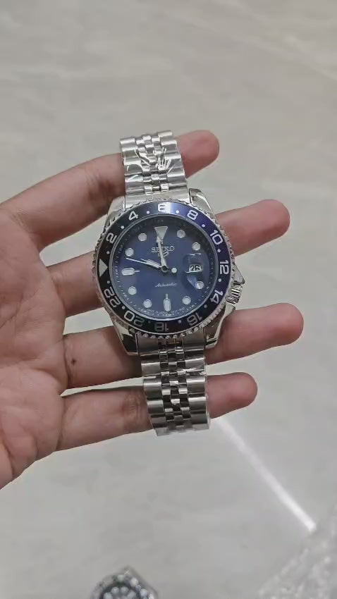 Seiko-5-Sports-Blue-Dial-Red-GMT-Hand-Magnified-Date-Window-First-Copy